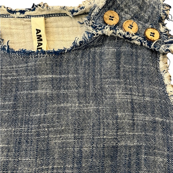 Soft cotton linen summer detailed back top. Sz med. - Picture 2 of 4